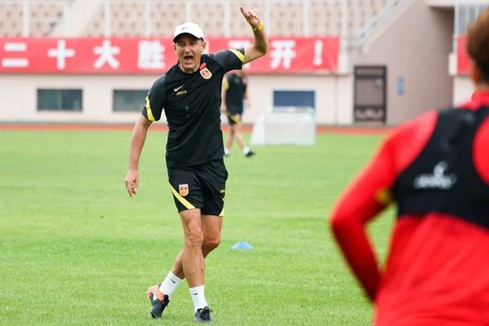 伊人久久大香线蕉综合亚洲